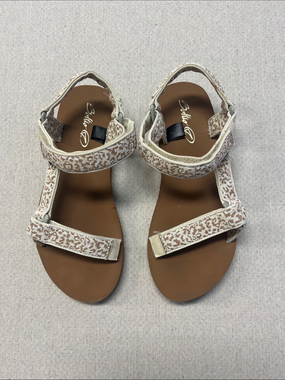 Boltio Leopard Print Sport Sandals Adjustable Hook & Loop Women’s